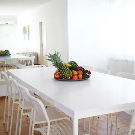 Freshness Modern 2 Bedroom With Balcony & Stunning Sea View In Apartment