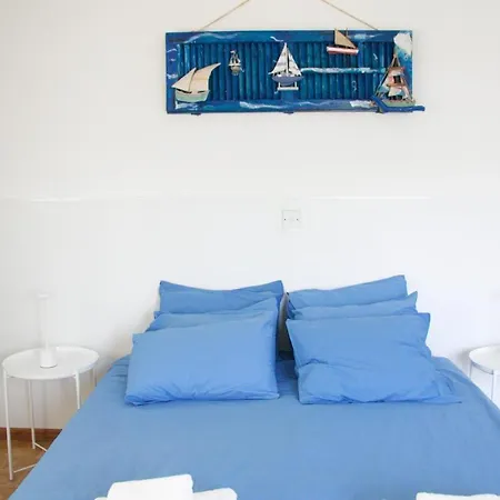 Freshness Modern 2 Bedroom With Balcony & Stunning Sea View In *