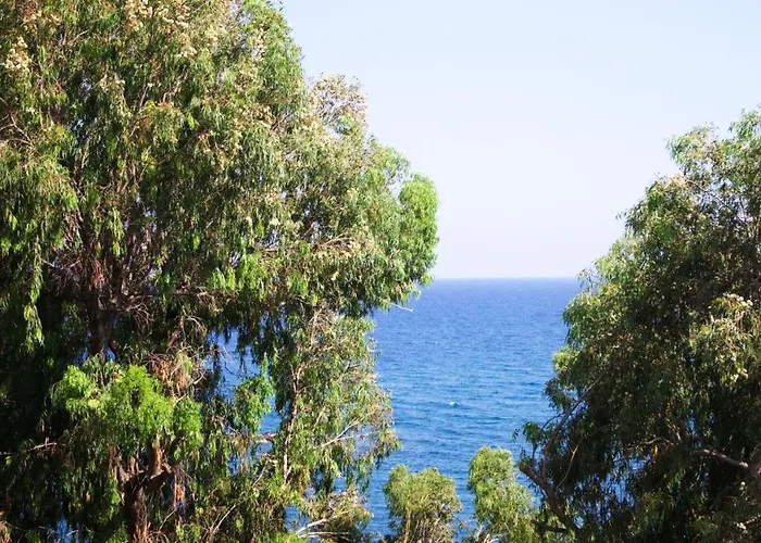 Apartmán Freshness Modern 2 Bedroom With Balcony & Stunning Sea View In