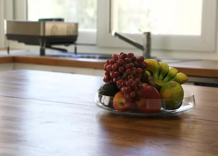 Freshness Modern 2 Bedroom With Balcony & Stunning Sea View In Apartmán