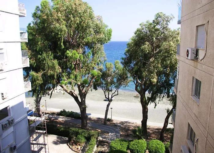 Freshness Modern 2 Bedroom With Balcony & Stunning Sea View In * Lemesos